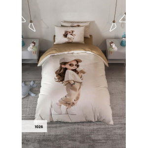 روتختی سه بعدی یک نفره طرح دختر عینکی مدل 1026 کارینا 5 تکه سایز 120x200 