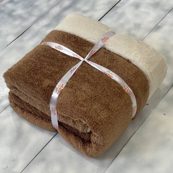 پتو یک نفره مدل Two Face رنگ قهوه ای